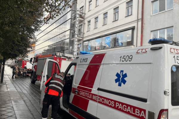 Kauno klinikos įvertino po žaislinės mašinėlės sprogimo apdegusio dešimtmečio būklę – Kas vyksta Kaune